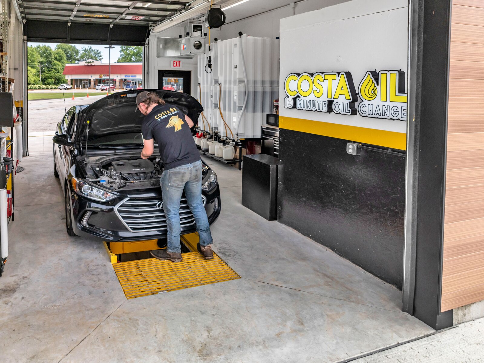 CostaOilGuide — 10-Minute Oil Changes, $50 Flat | Costa Oil Locations